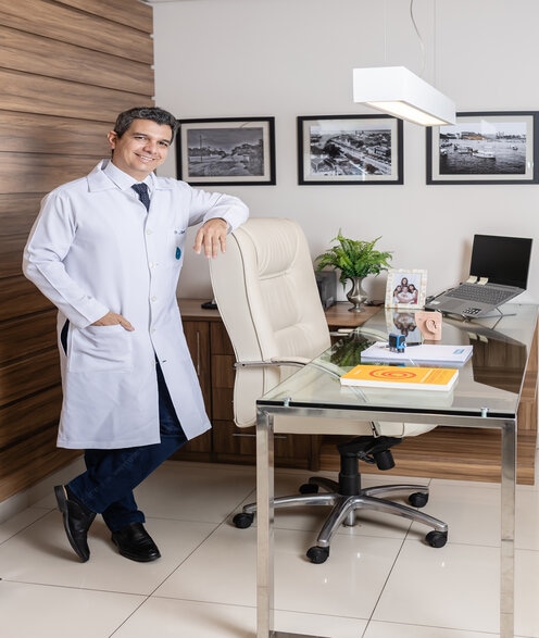 Dr. Alexandre Herculano