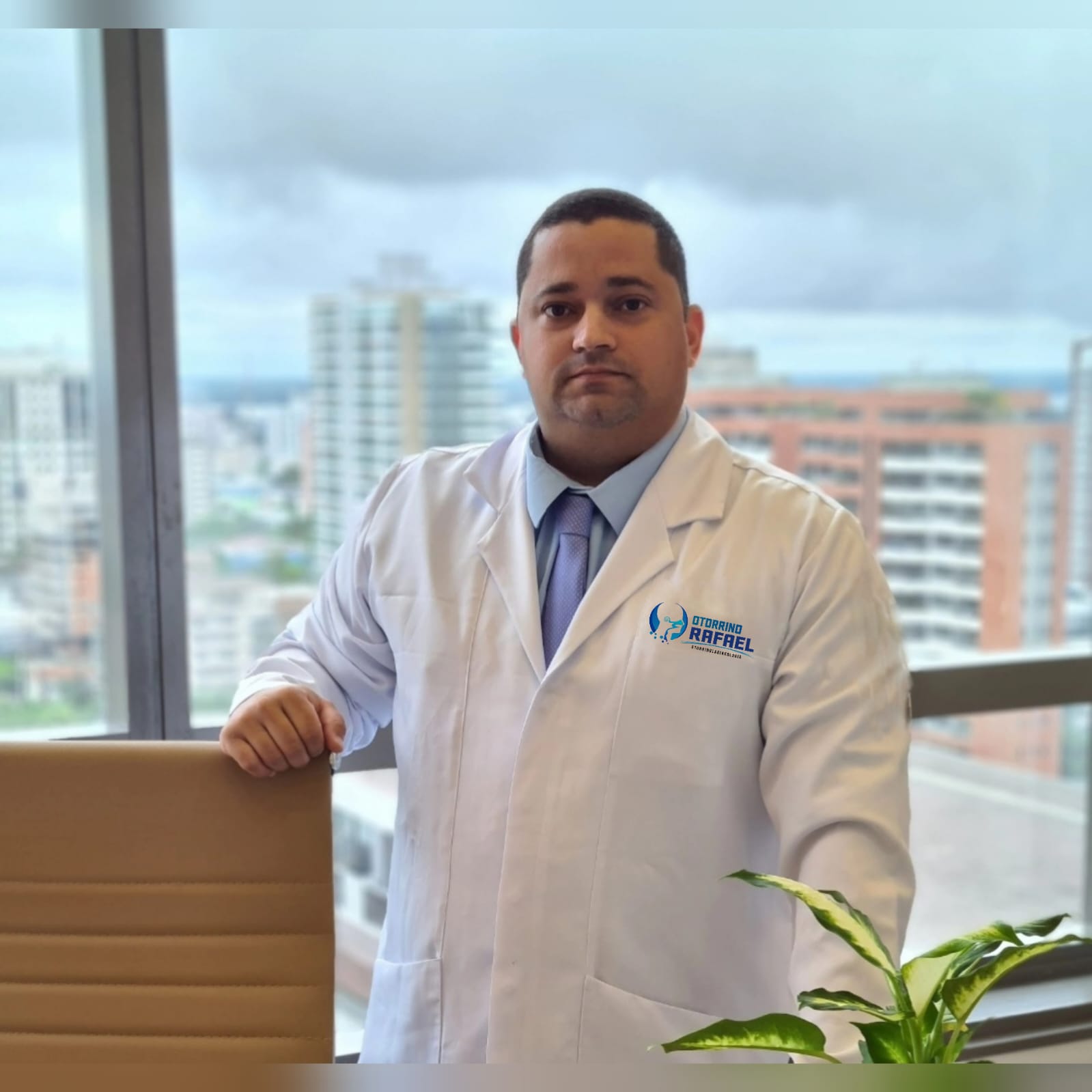 Dr.Rafael Siqueira